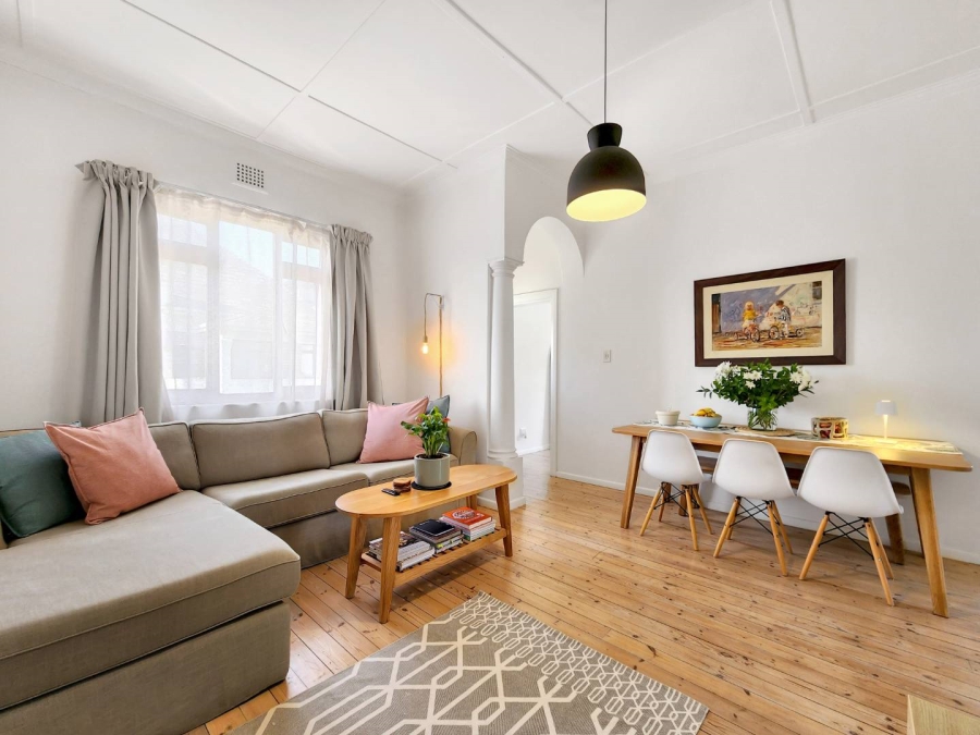 To Let 2 Bedroom Property for Rent in Green Point Western Cape
